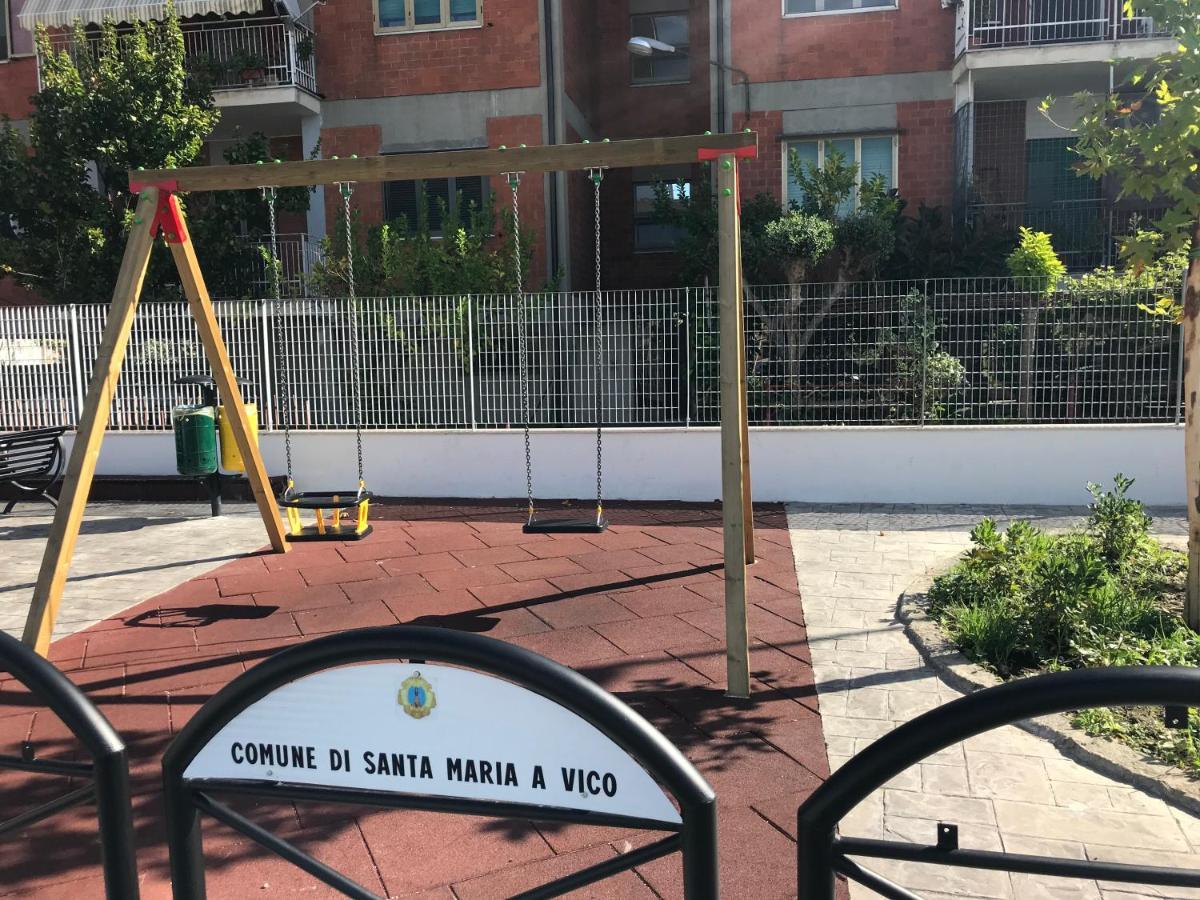 לינה וארוחת בוקר Santa Maria a Vico Al Vicolo Stretto מראה חיצוני תמונה