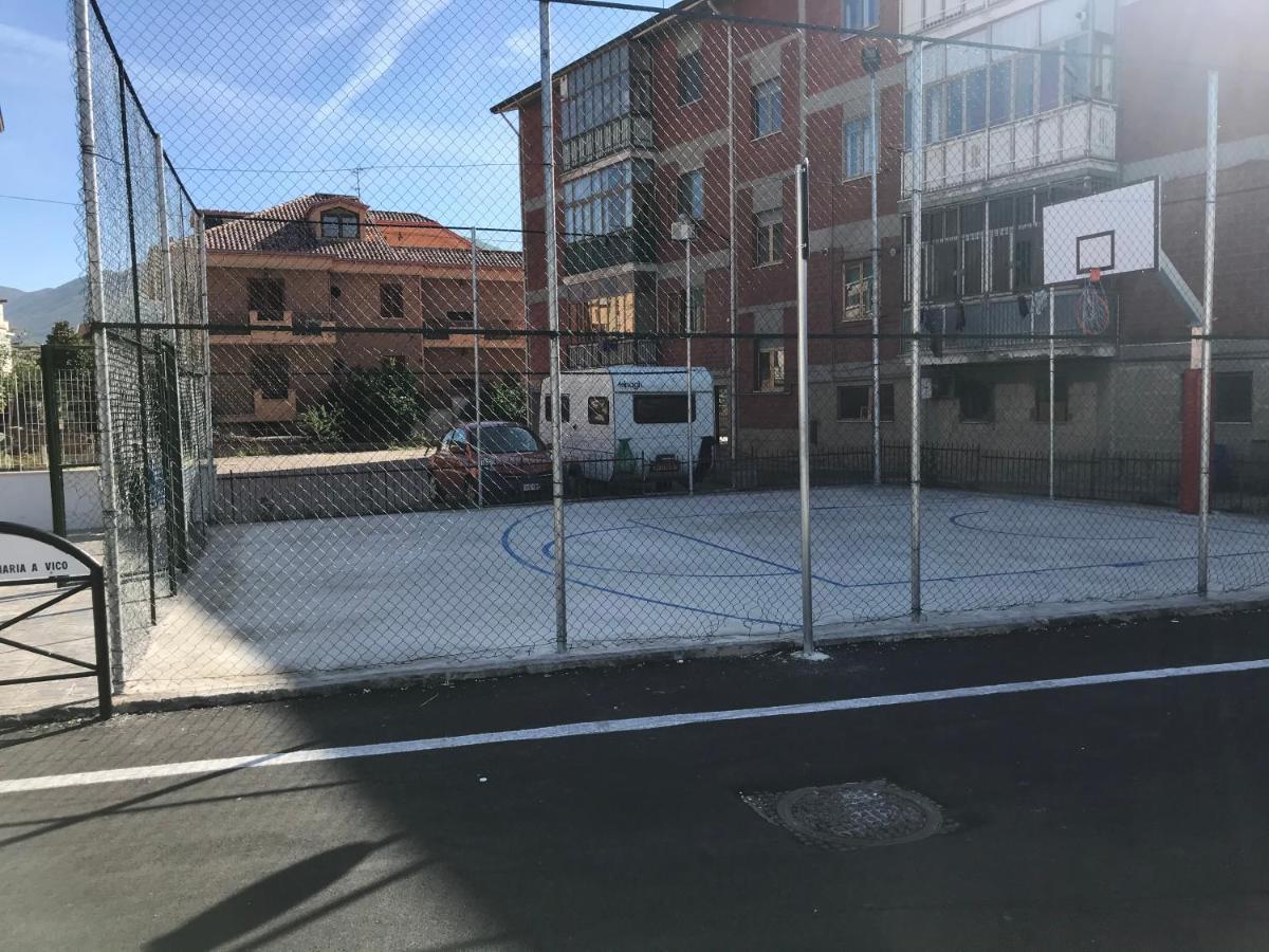 לינה וארוחת בוקר Santa Maria a Vico Al Vicolo Stretto מראה חיצוני תמונה